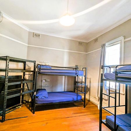 Newtown Backpackers Hostel Sydney Exterior photo