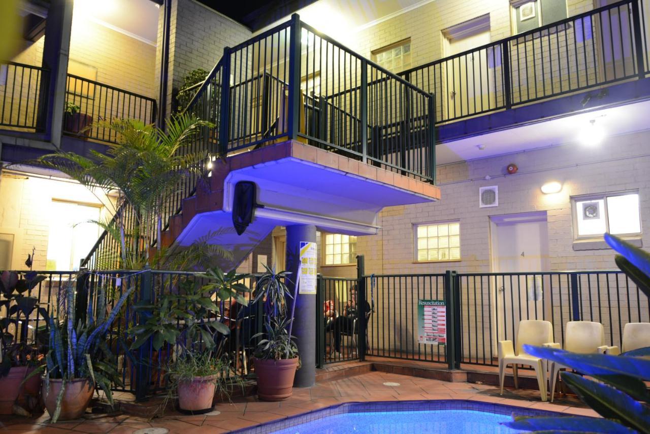 Newtown Backpackers Hostel Sydney Exterior photo